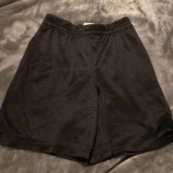 Boys athletic shorts bundle size 7/8 - Picture 7 of 8